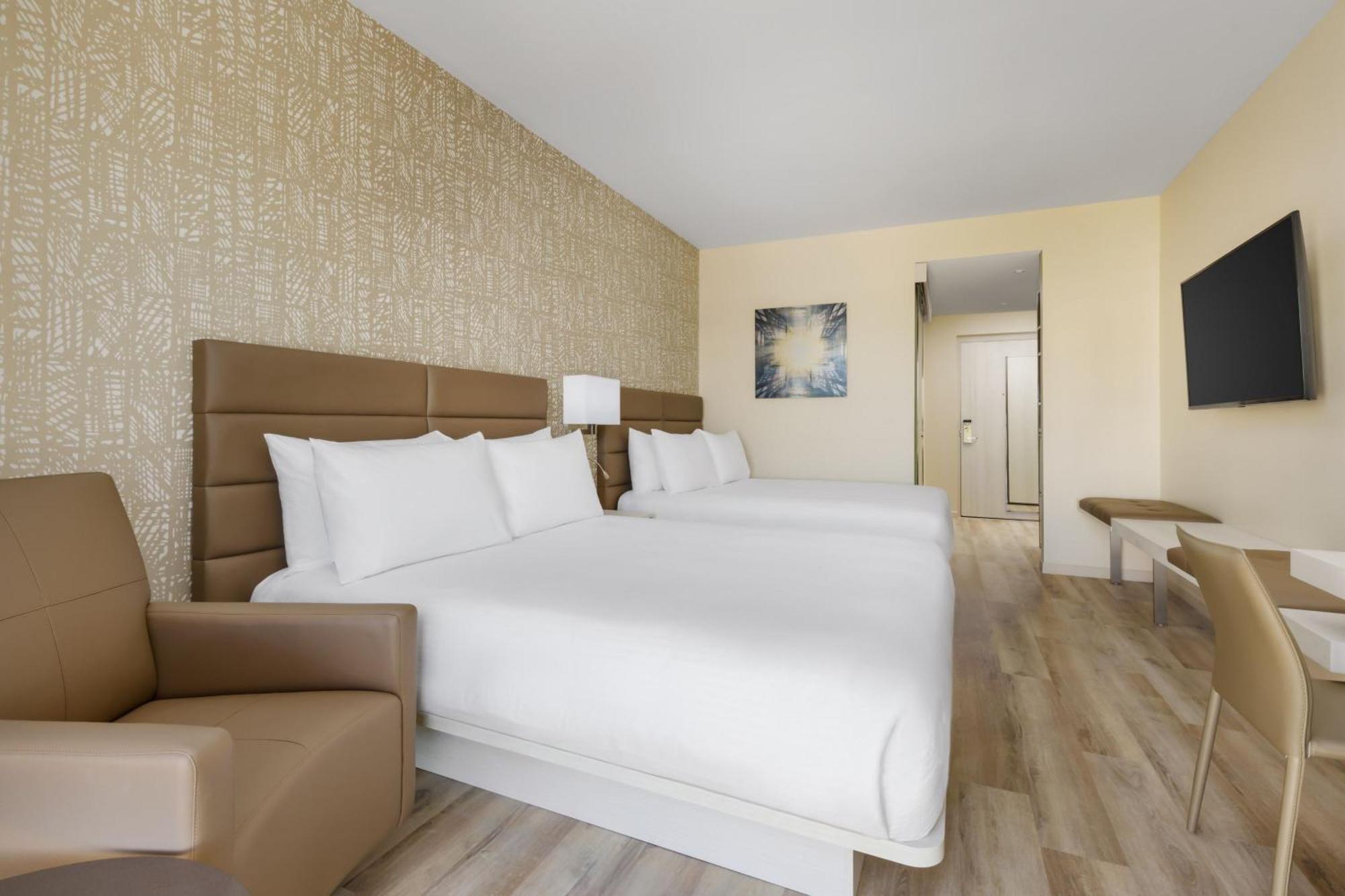 Ac Hotel By Marriott Naples 5Th Avenue Экстерьер фото